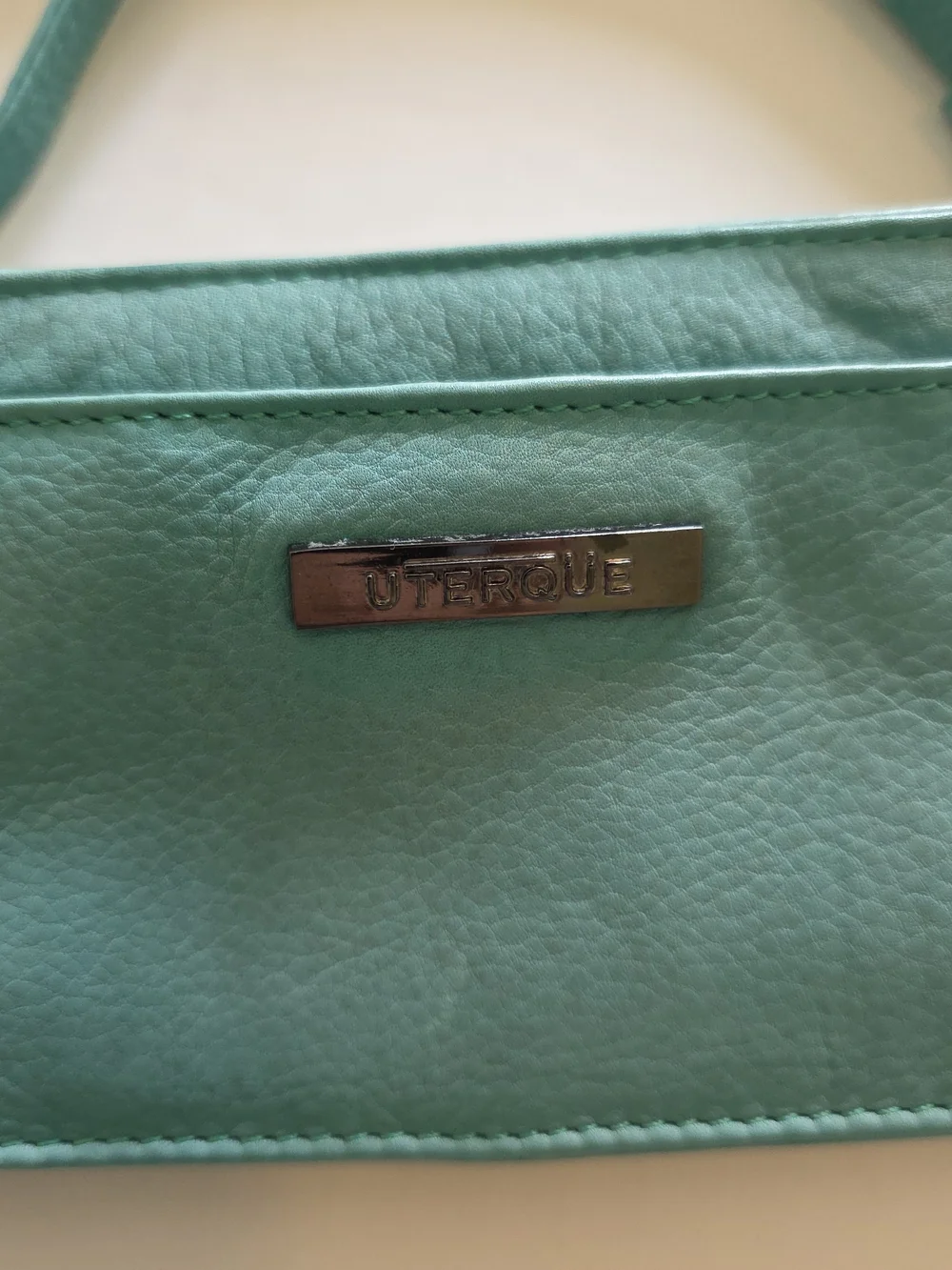 UTERQUE Turquoise Leather Crossbody Wallet Wristlet Quilted Y2K Boho-Luxe